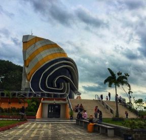 Gedung Gonggong